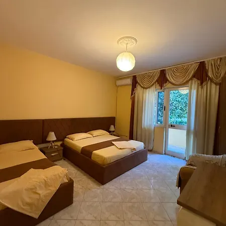 & Vogli's House Durrës