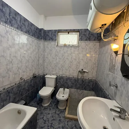 & Vogli's House Durrës