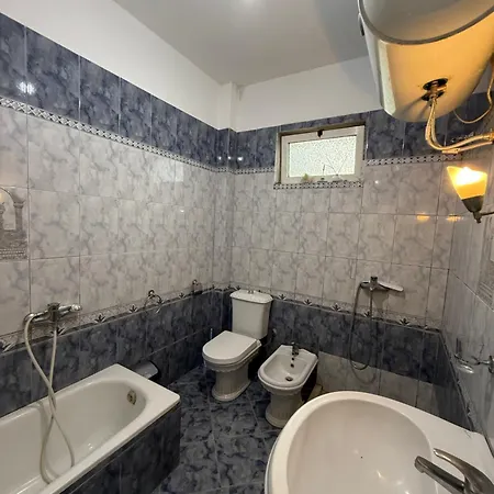 & Vogli's House Durrës